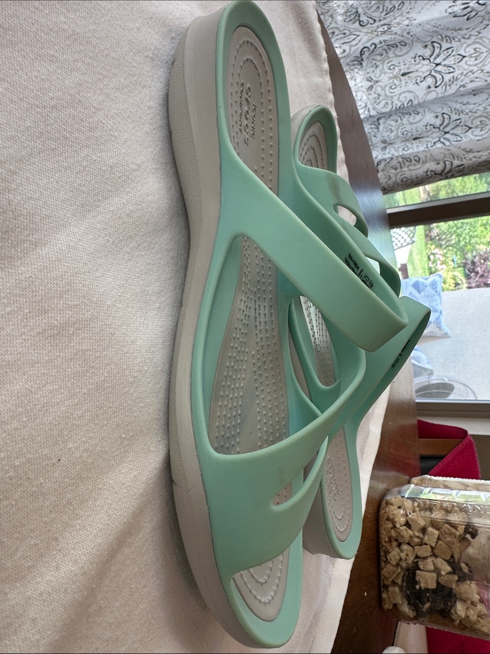 NWOT Retired Kadee II CROCS Women's Mint Green Dual-Strap Slide Sandals - Picture 4 of 6